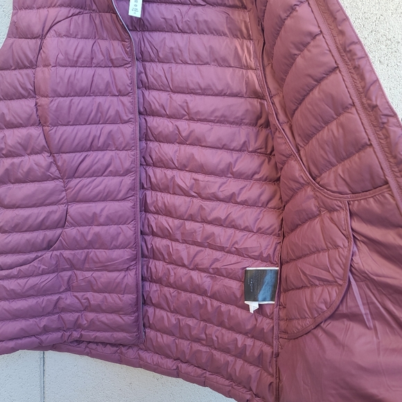 Lululemon | Pack It Down Vest Size 12 Style W4BELS - Picture 10 of 12